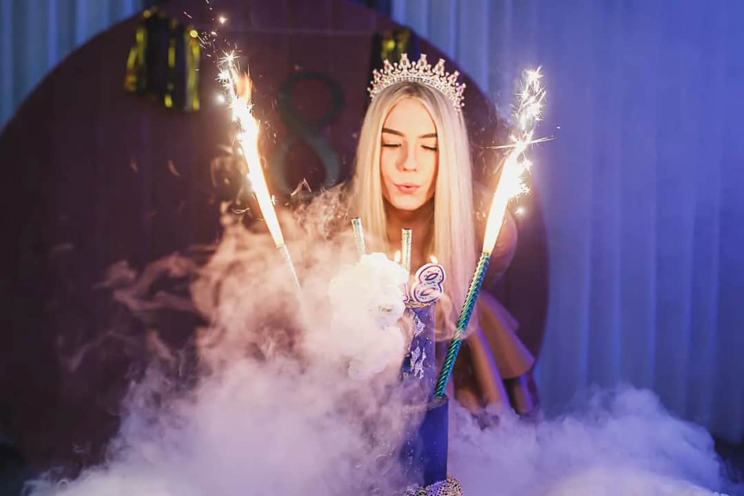 Ile kosztuje fotograf na 18 urodziny? Ceny i pakiety